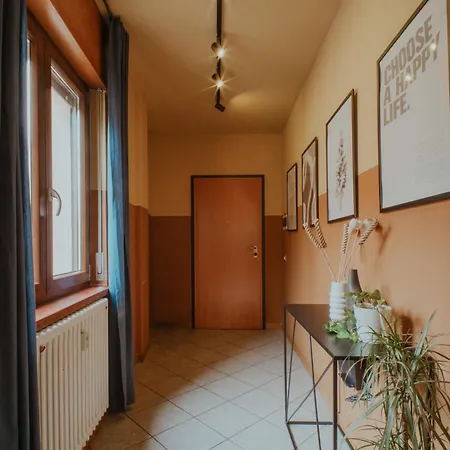 Loft - 3 Min Walk To Bernina Express * טיראנו