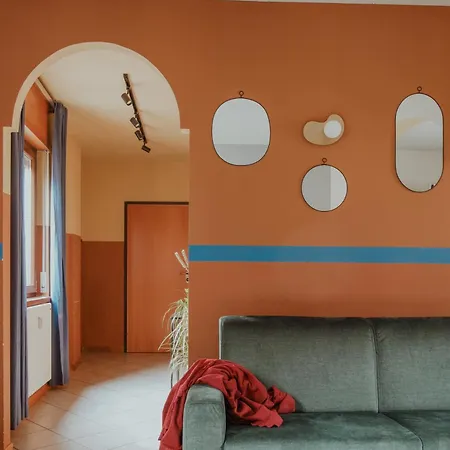 Loft - 3 Min Walk To Bernina Express * טיראנו